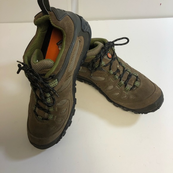Merrel Chameleon Arc Gore hiking shoes 9,5 - Picture 3 of 6